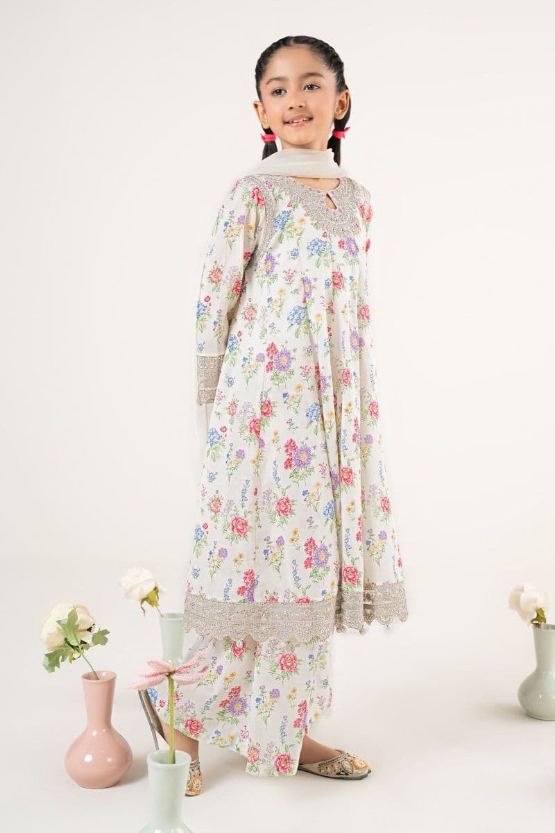 3 Piece Embroidered Lawn Suit thumbnail