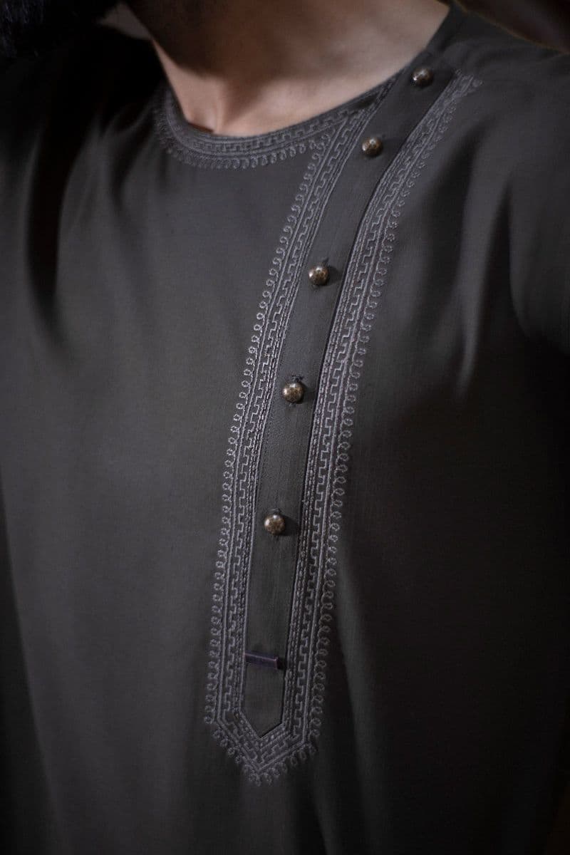 Embroidered Blended Kurta thumbnail