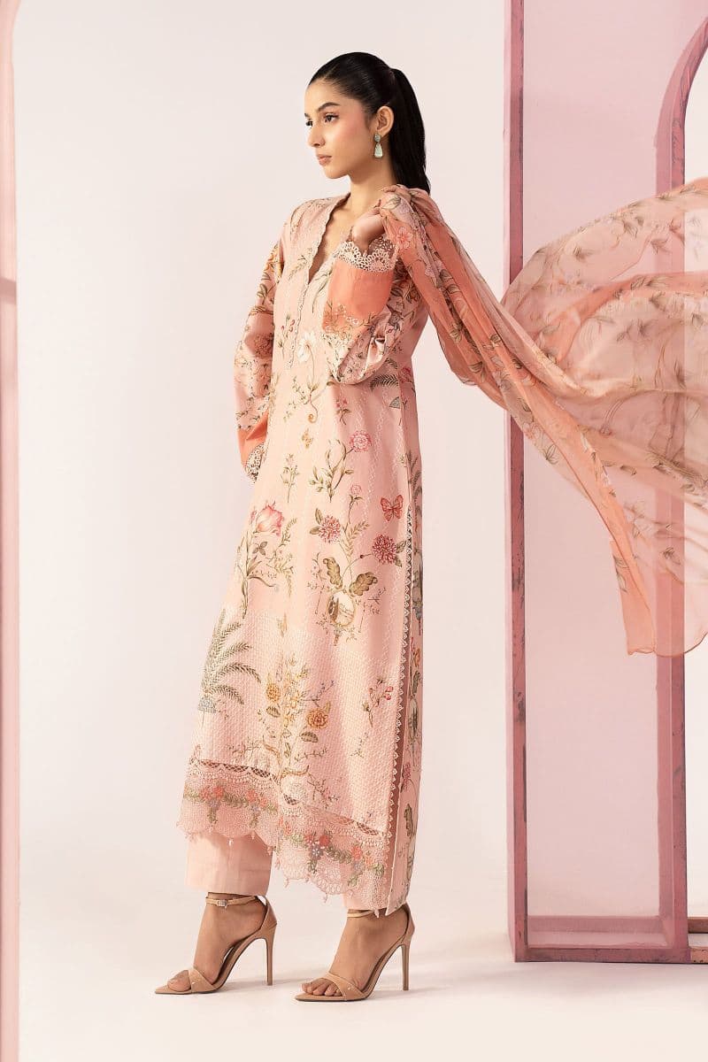 3 Piece Embroidered Lawn Suit thumbnail