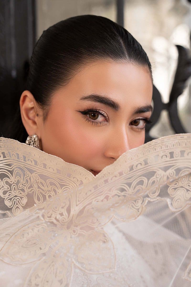 3 Piece Embroidered Jacquard Lawn Suit thumbnail