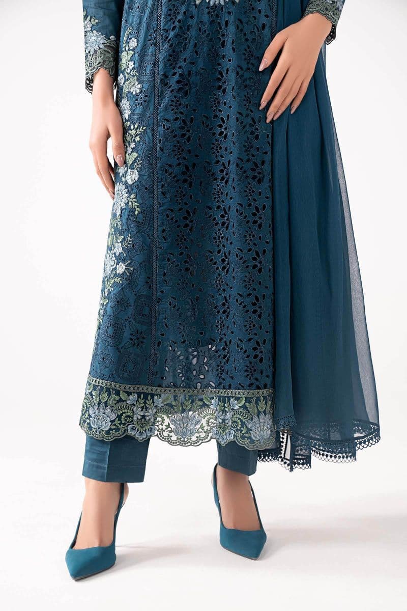 3 Piece Embroidered Lawn Suit thumbnail