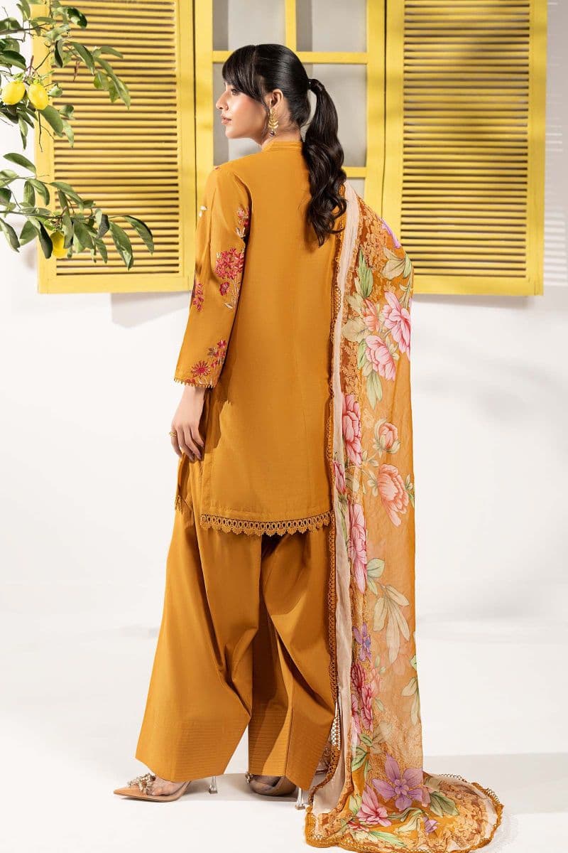 3 Piece Embroidered Lawn Suit thumbnail