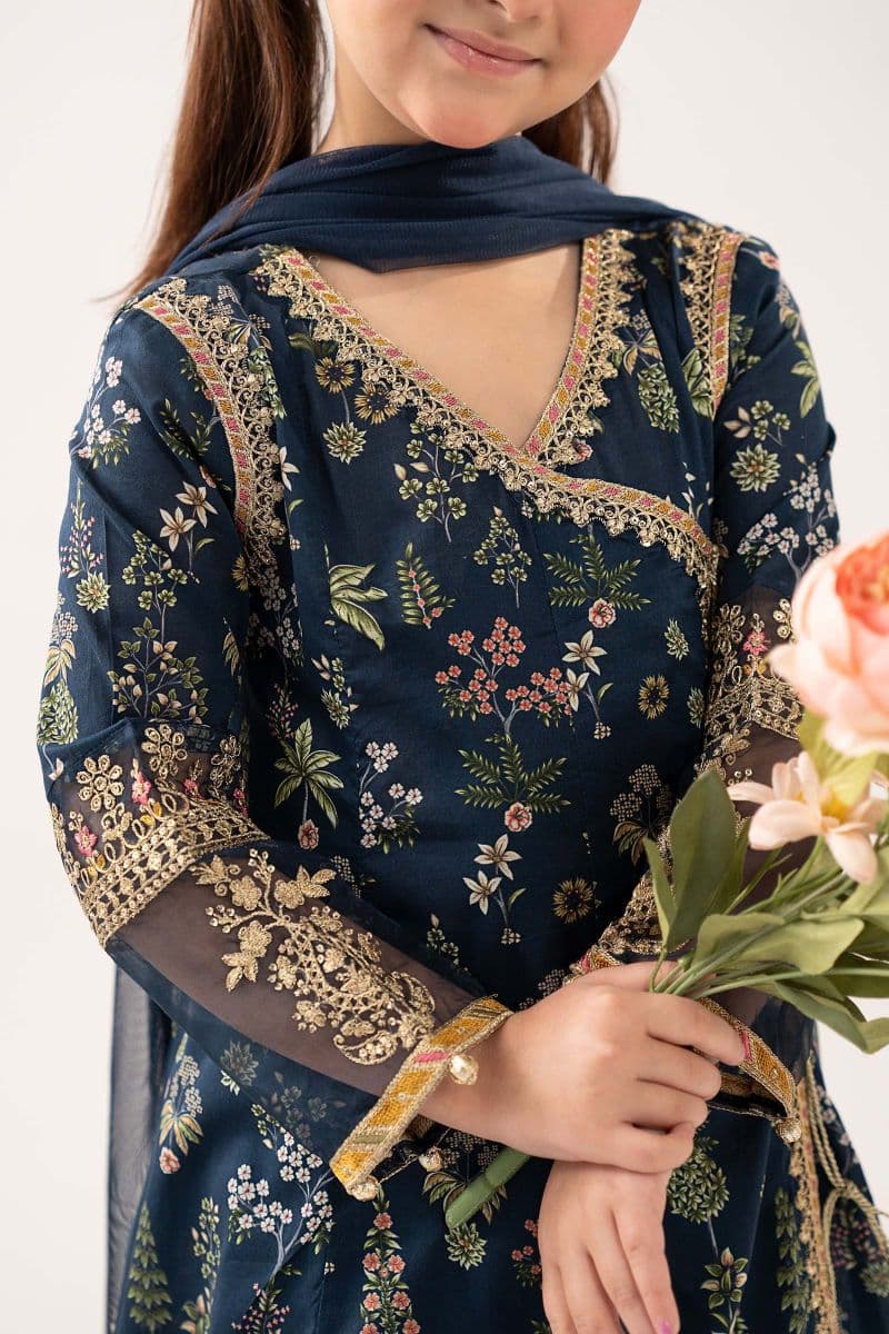 3 Piece Printed Lawn Suit thumbnail