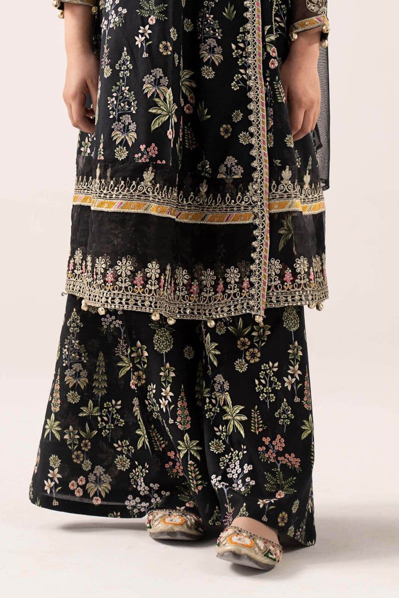 3 Piece Printed Lawn Suit thumbnail