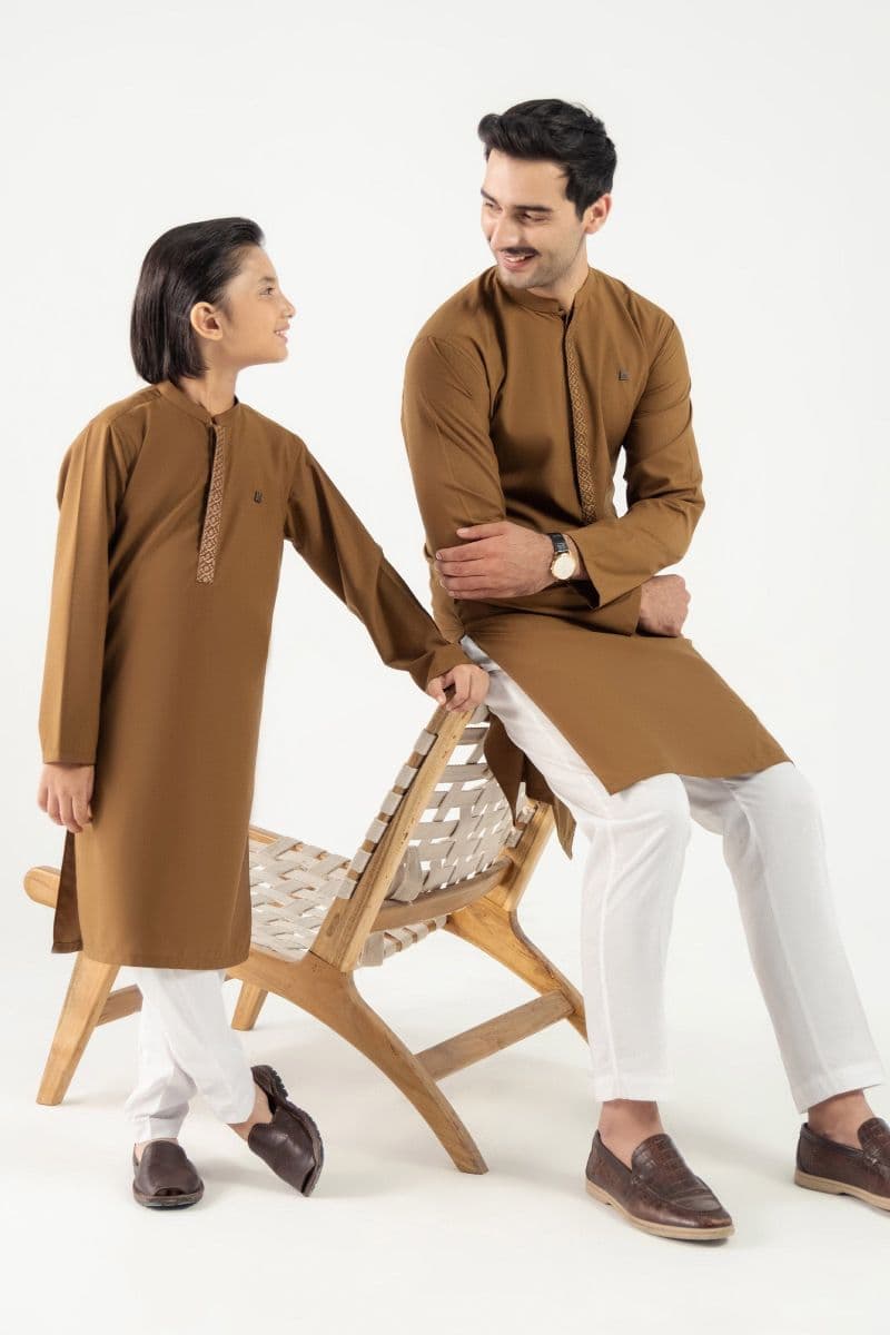 Embroidered Blended Kurta thumbnail