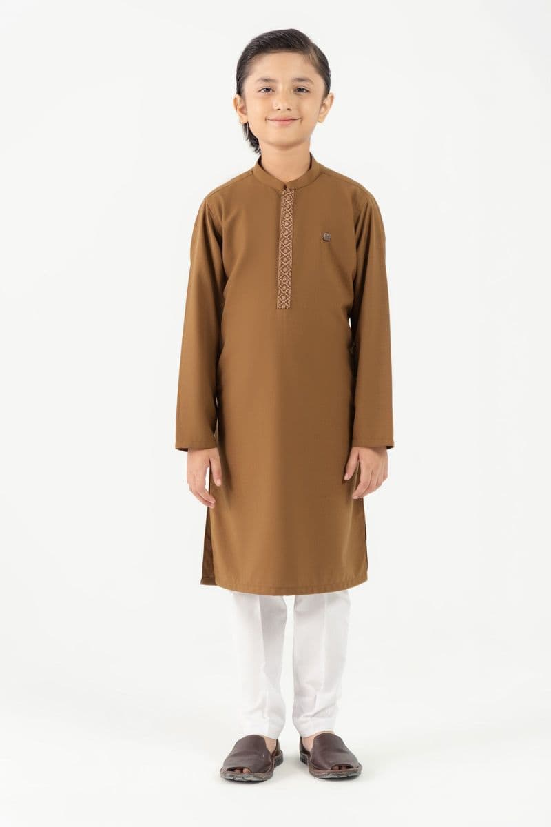 Embroidered Blended Kurta thumbnail