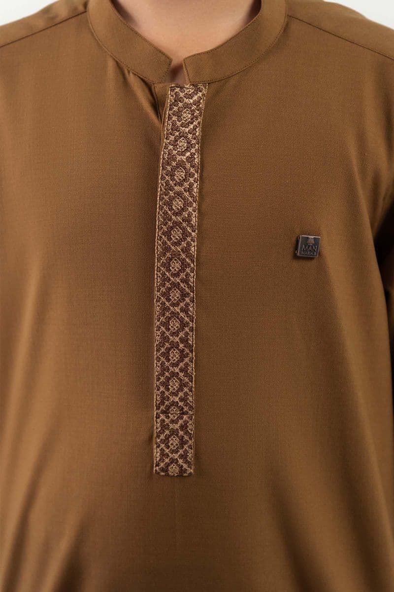 Embroidered Blended Kurta thumbnail