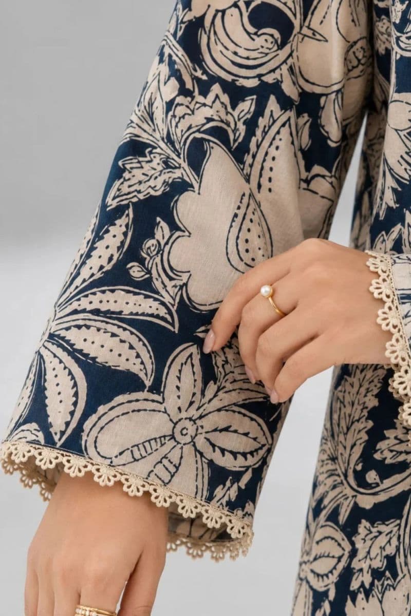 2-PIECE PRINTED CAMBRIC SUIT thumbnail