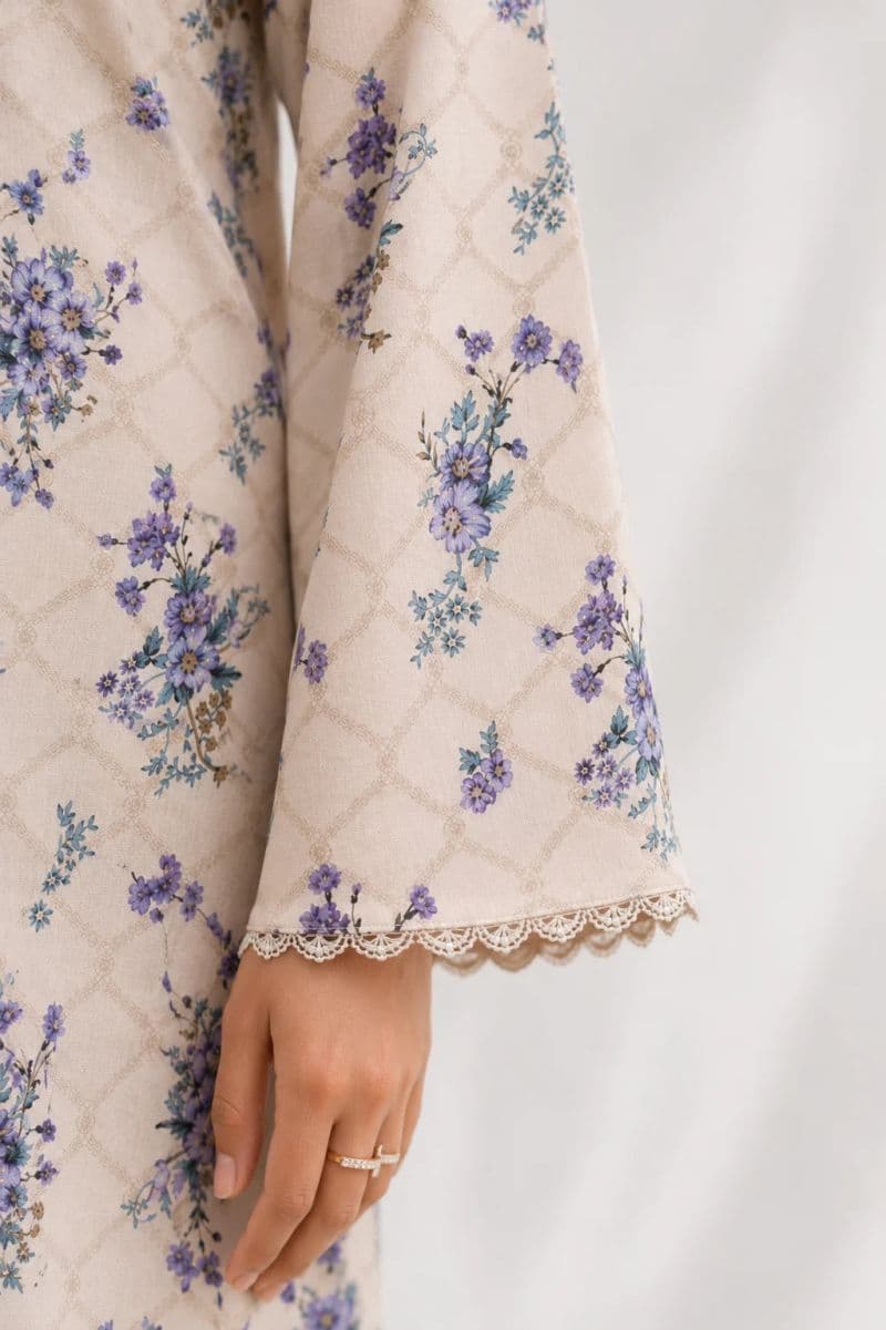 2-PIECE PRINTED CAMBRIC SUIT thumbnail