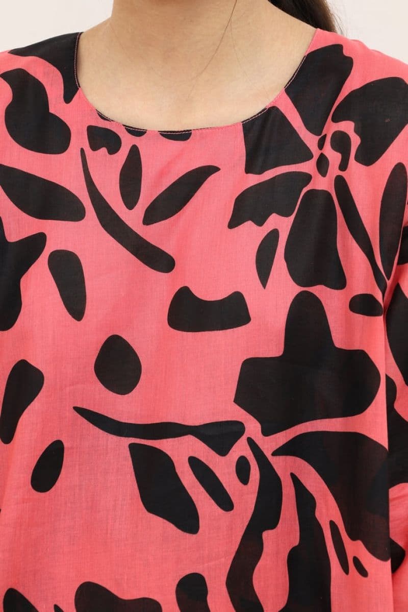 Plum Digital Lawn Peach Colour Printed Black Flowers On 2 pc stitched suit For Girls. thumbnail