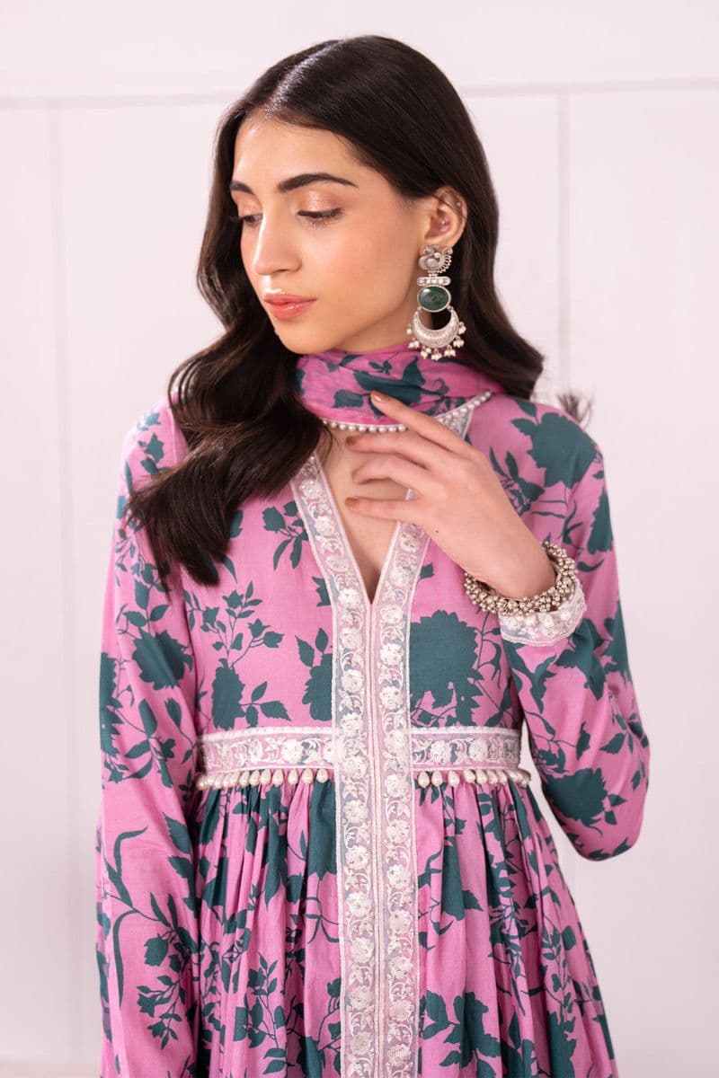 ZIYAA – 3PC LAWN & CHIFFON LUXURY PRET thumbnail