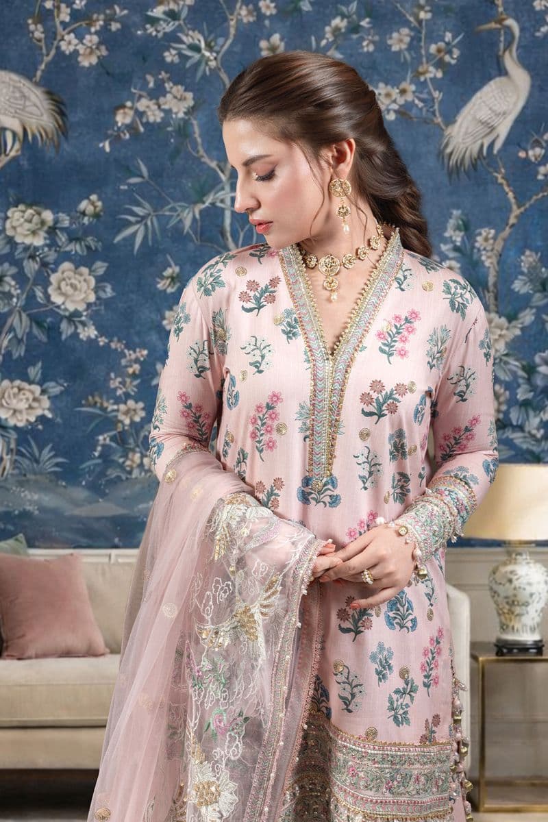 3Pc Premium Lawn Suit thumbnail