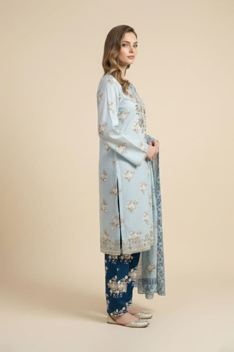 Embroidered - 3 Pc Lawn Suit thumbnail