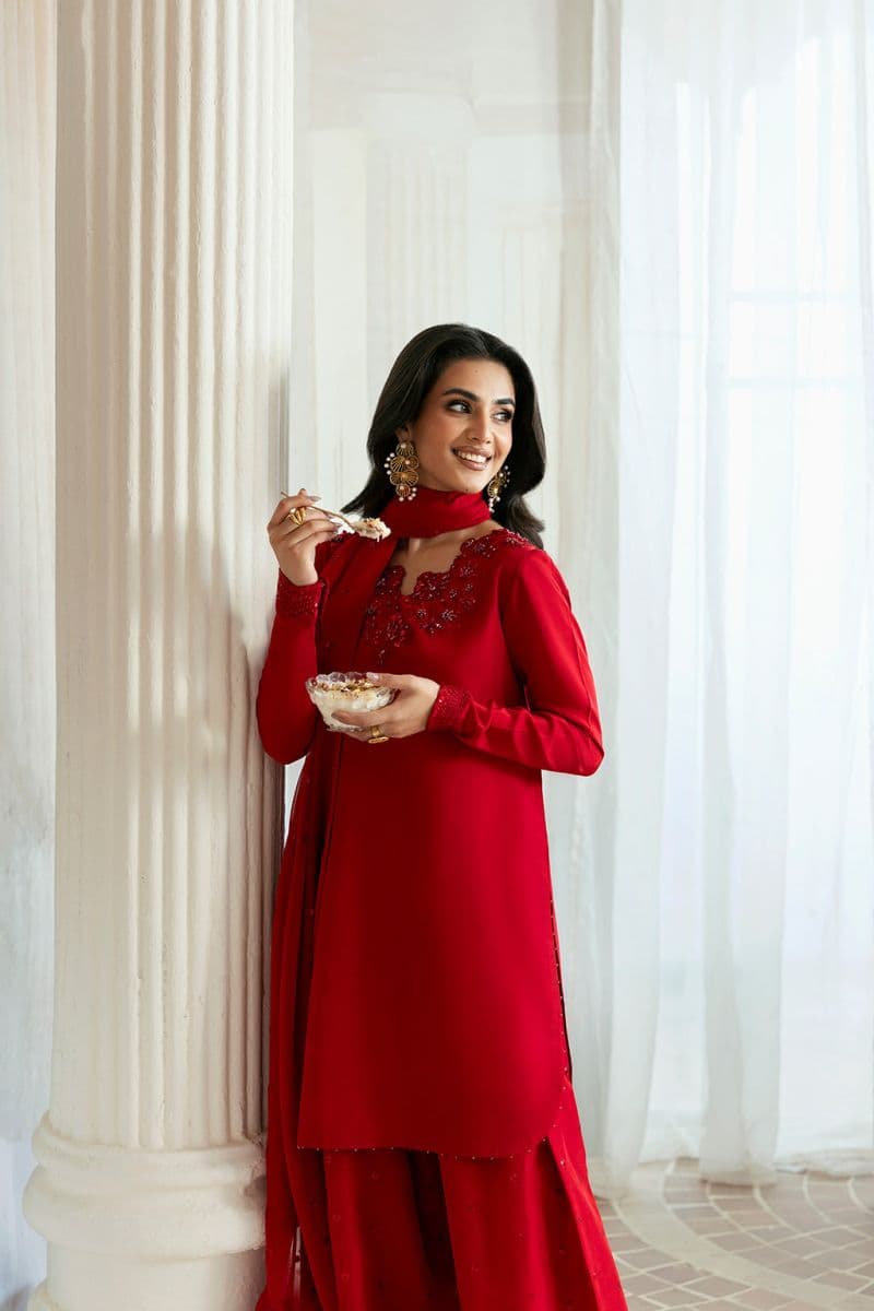 Embroidered Chiffon 3 Piece Ready-to-Wear Suit thumbnail
