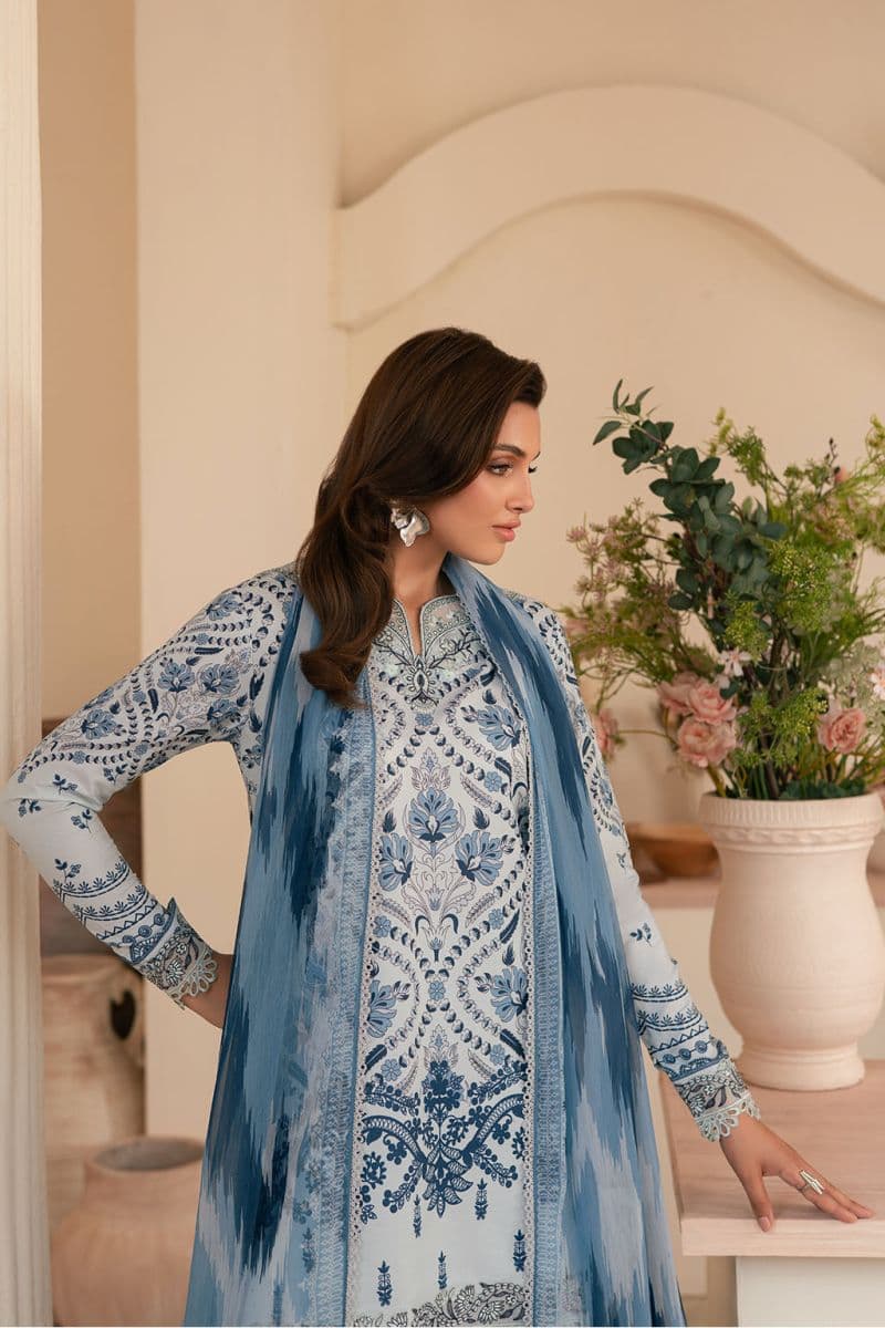 Embroidered Printed lawn silk and chiffon Printed lawn silk embroidered 3 Piece Ready-to-Wear Suit thumbnail