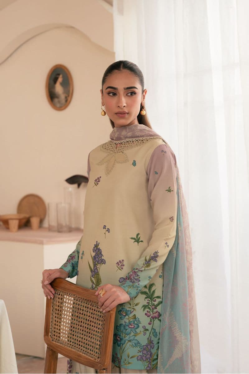 Embroidered Printed lawn silk and chiffon Printed lawn silk embroidered 3 Piece Ready-to-Wear Suit thumbnail