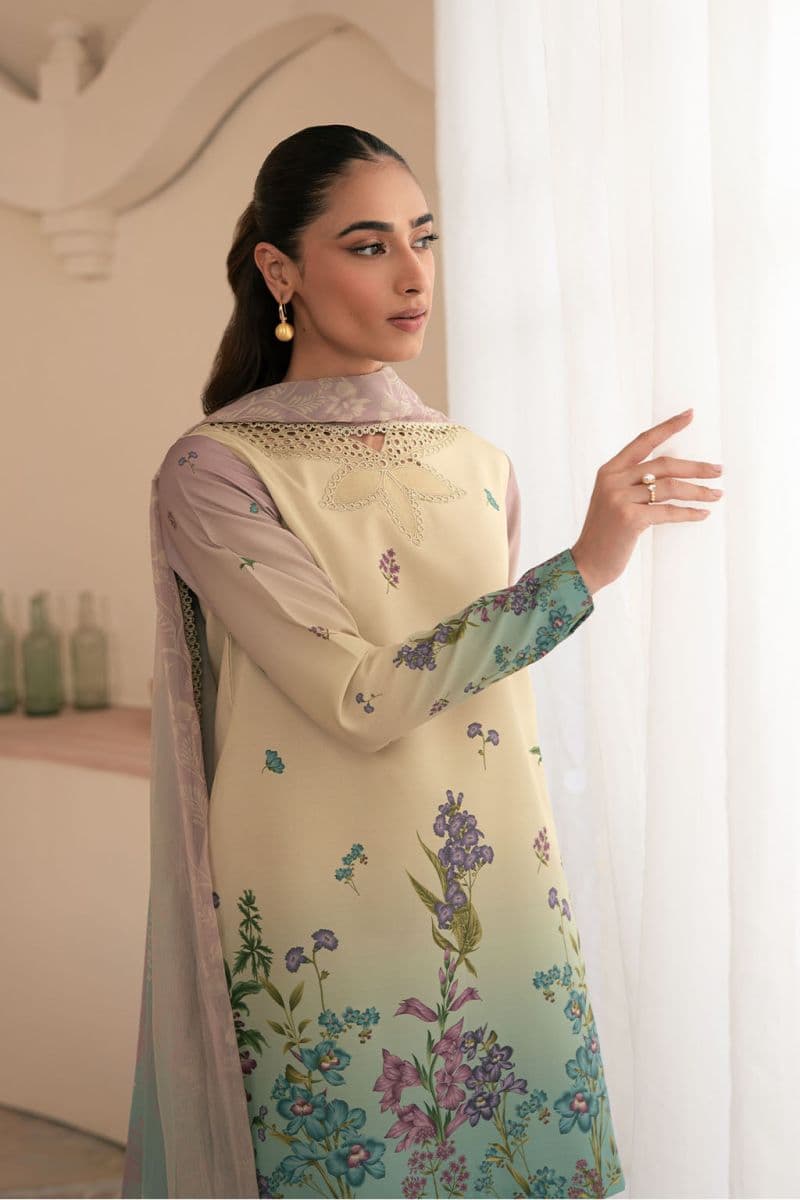 Embroidered Printed lawn silk and chiffon Printed lawn silk embroidered 3 Piece Ready-to-Wear Suit thumbnail