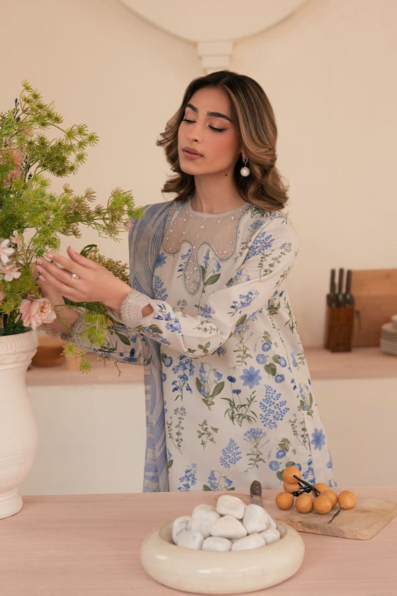 Embroidered Printed lawn silk and chiffon Printed lawn embroidered 3 Piece Ready-to-Wear Suit thumbnail