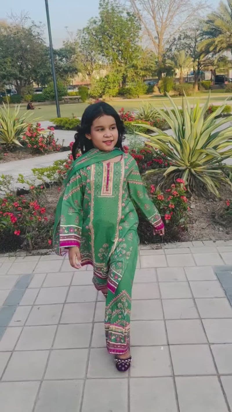 Poly Lawn Digital Printed 3 Pc Suit thumbnail