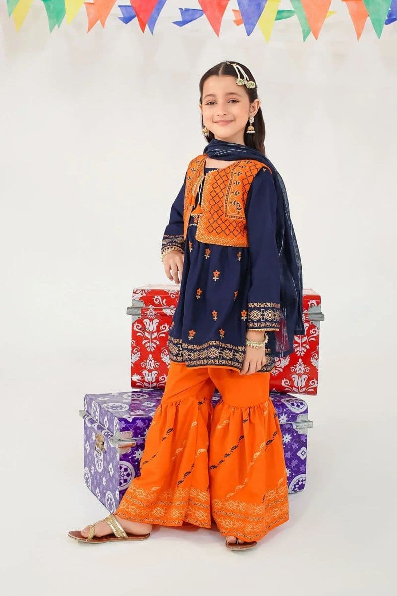 Raw Silk Printed 3 Pc Suit thumbnail
