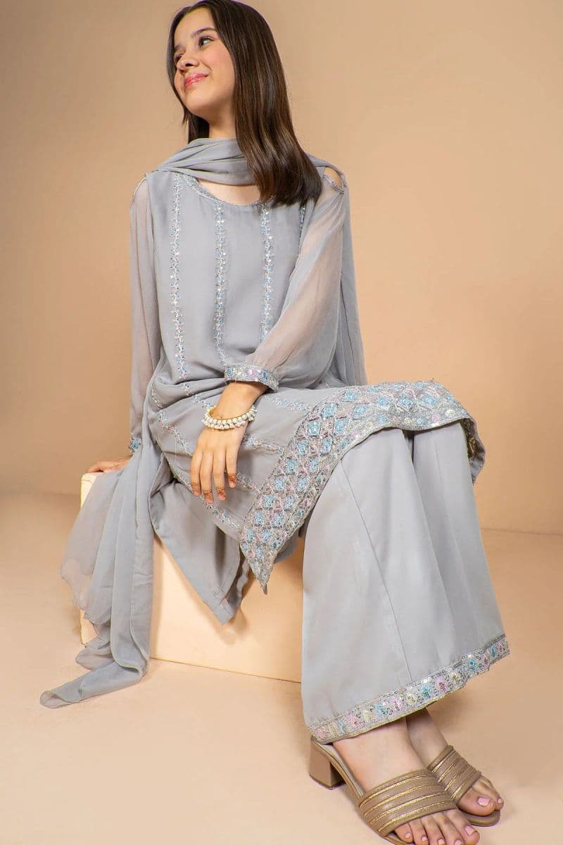 Chiffon Embroidered 3 Pc Suit thumbnail