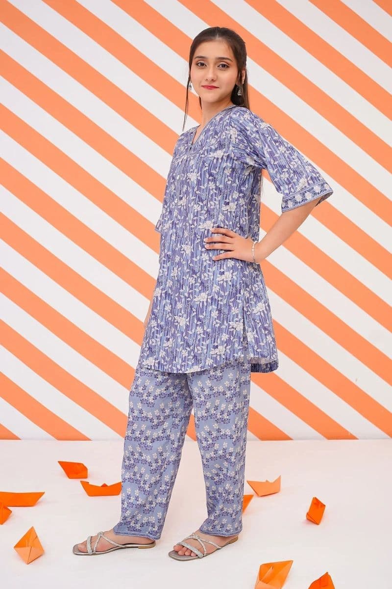 Cotton Lawn Digital Printed 2 Pc Suit thumbnail